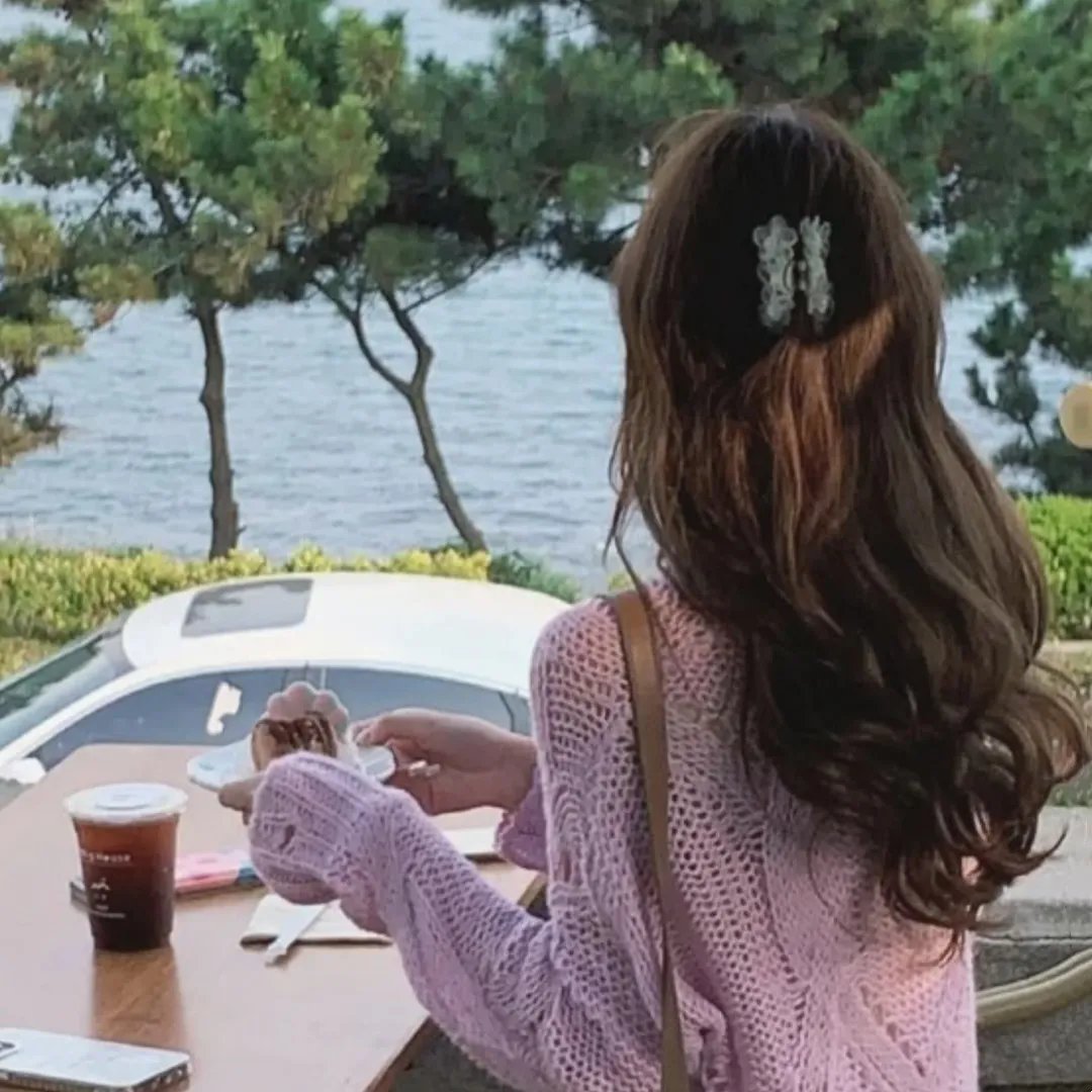 亚细亚的天使海报