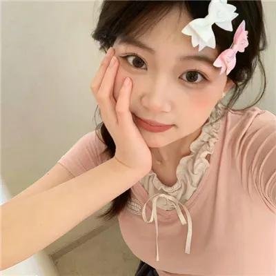 神秘怪物海报
