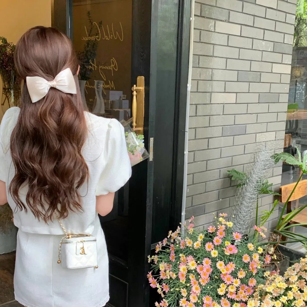 见笑海报